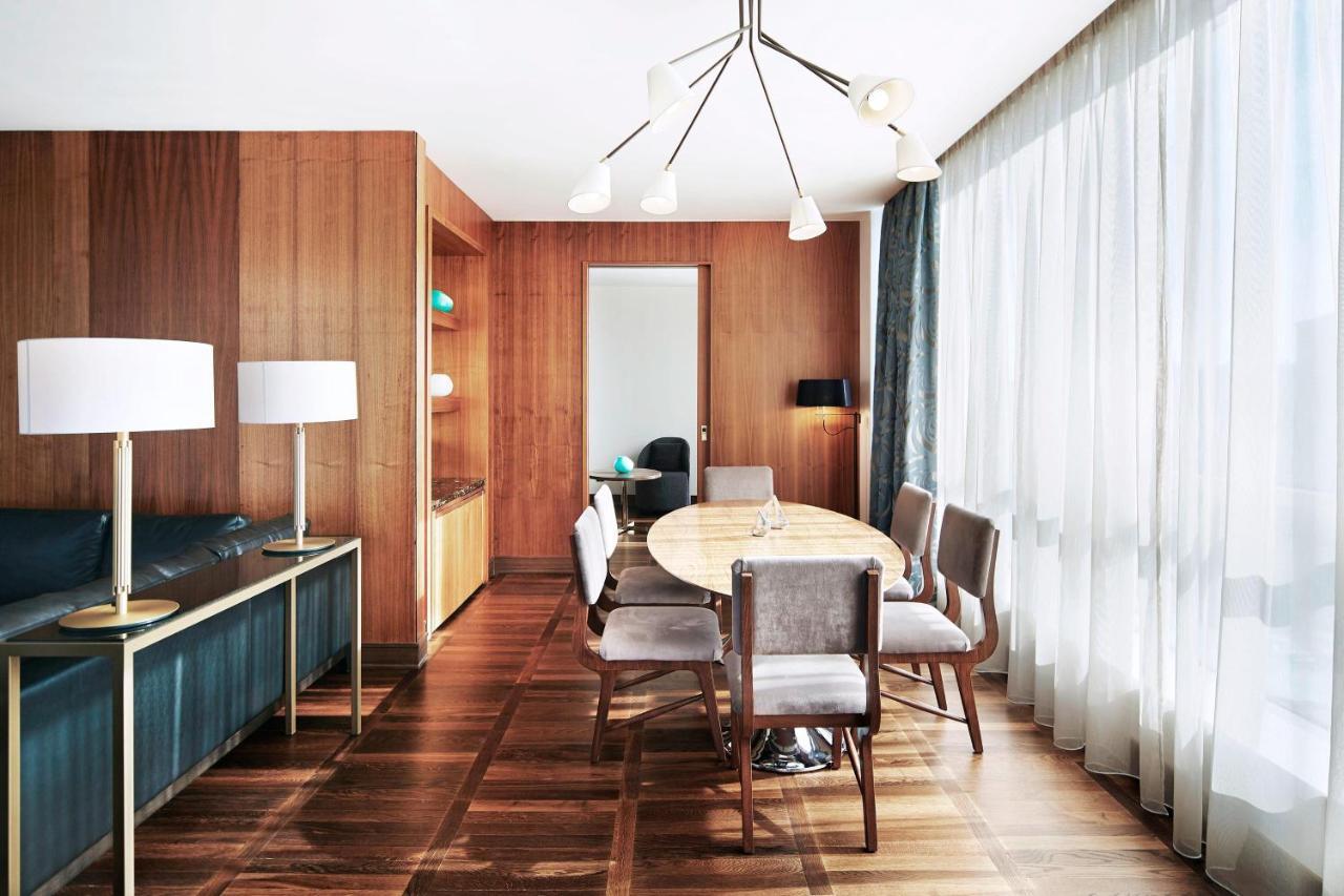 메트로폴 팰리스, 어 럭셔리 컬렉션 호텔, 벨그라드 베오그라드 외부 사진 A suite at the hotel